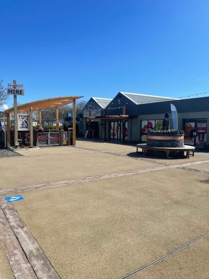 Beautiful 3-Bed Caravan Situated On Lakeland Haven グレンジ・オーバー・サンズ エクステリア 写真